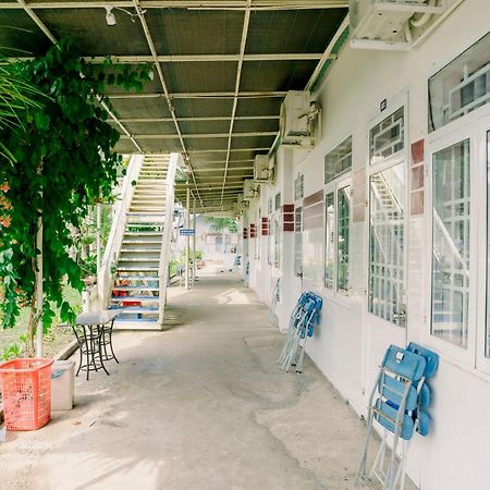 Phuong Tu Hostel Xuyên Mộc Eksteriør bilde