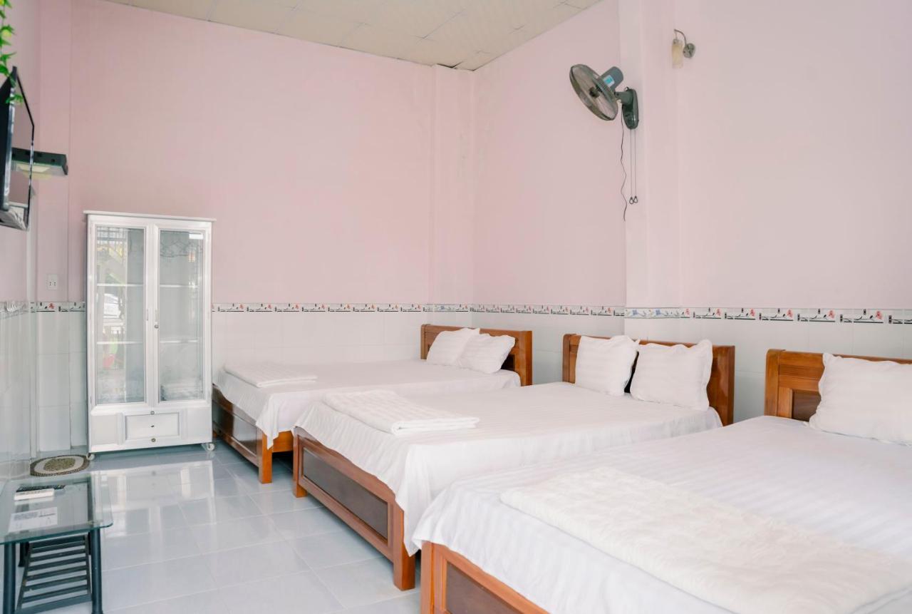 Phuong Tu Hostel Xuyên Mộc Eksteriør bilde