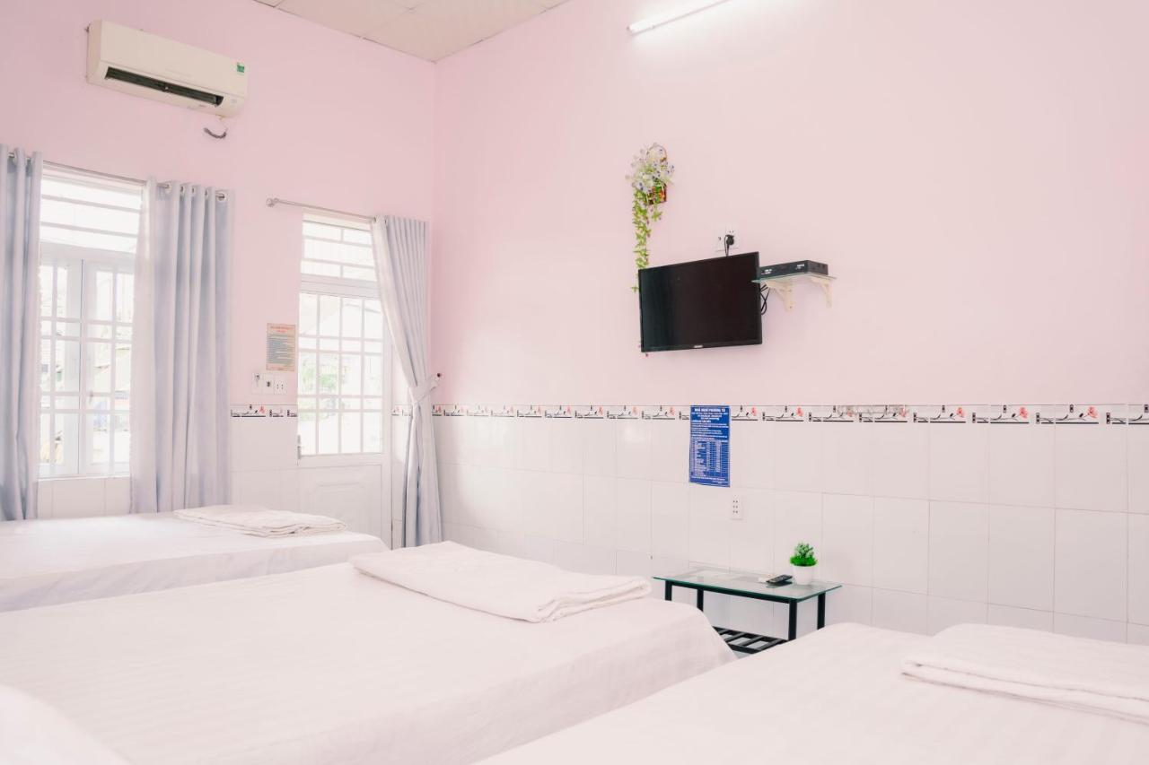 Phuong Tu Hostel Xuyên Mộc Eksteriør bilde