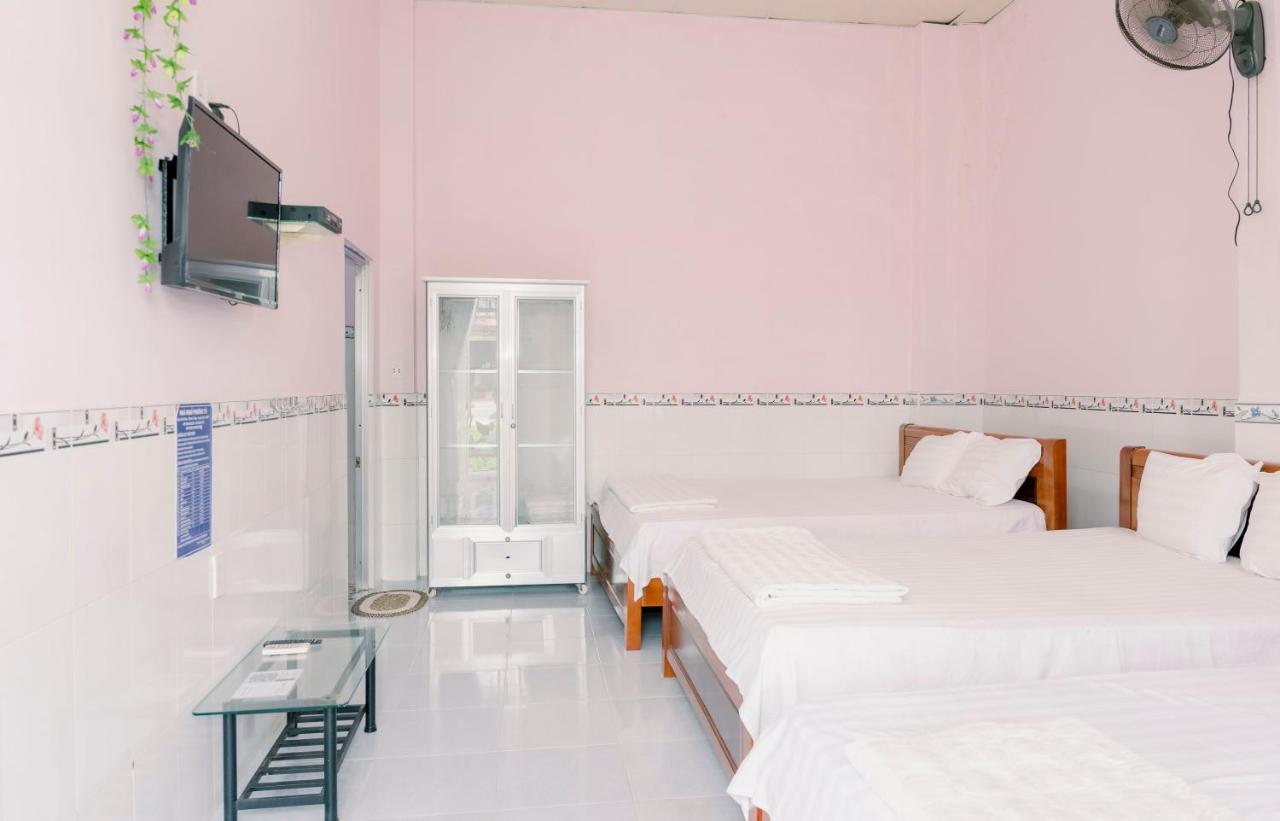 Phuong Tu Hostel Xuyên Mộc Eksteriør bilde