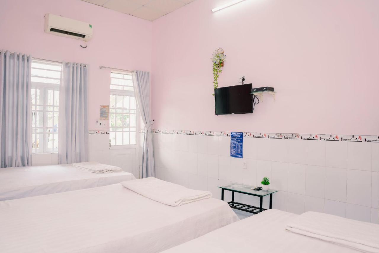 Phuong Tu Hostel Xuyên Mộc Eksteriør bilde