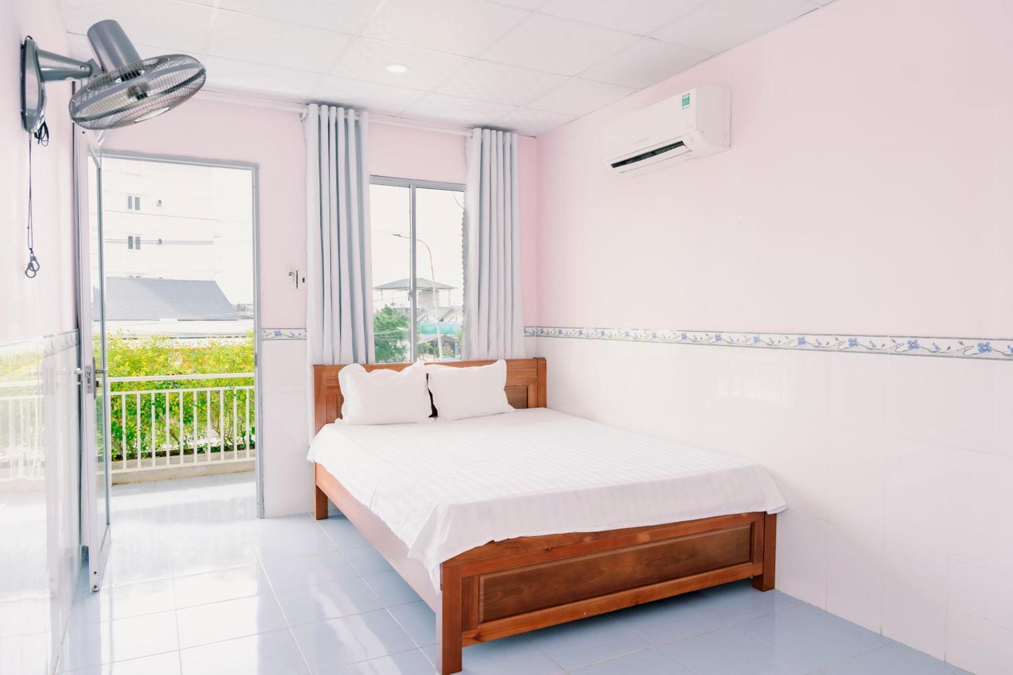 Phuong Tu Hostel Xuyên Mộc Eksteriør bilde