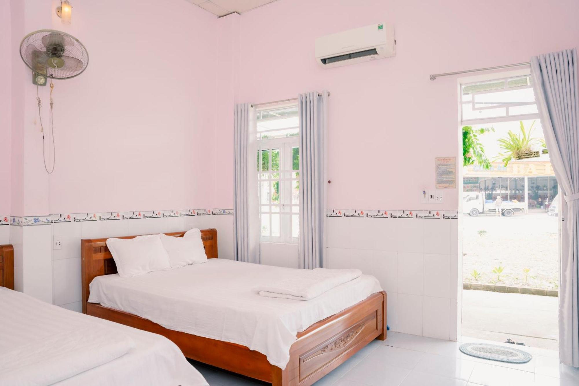 Phuong Tu Hostel Xuyên Mộc Eksteriør bilde